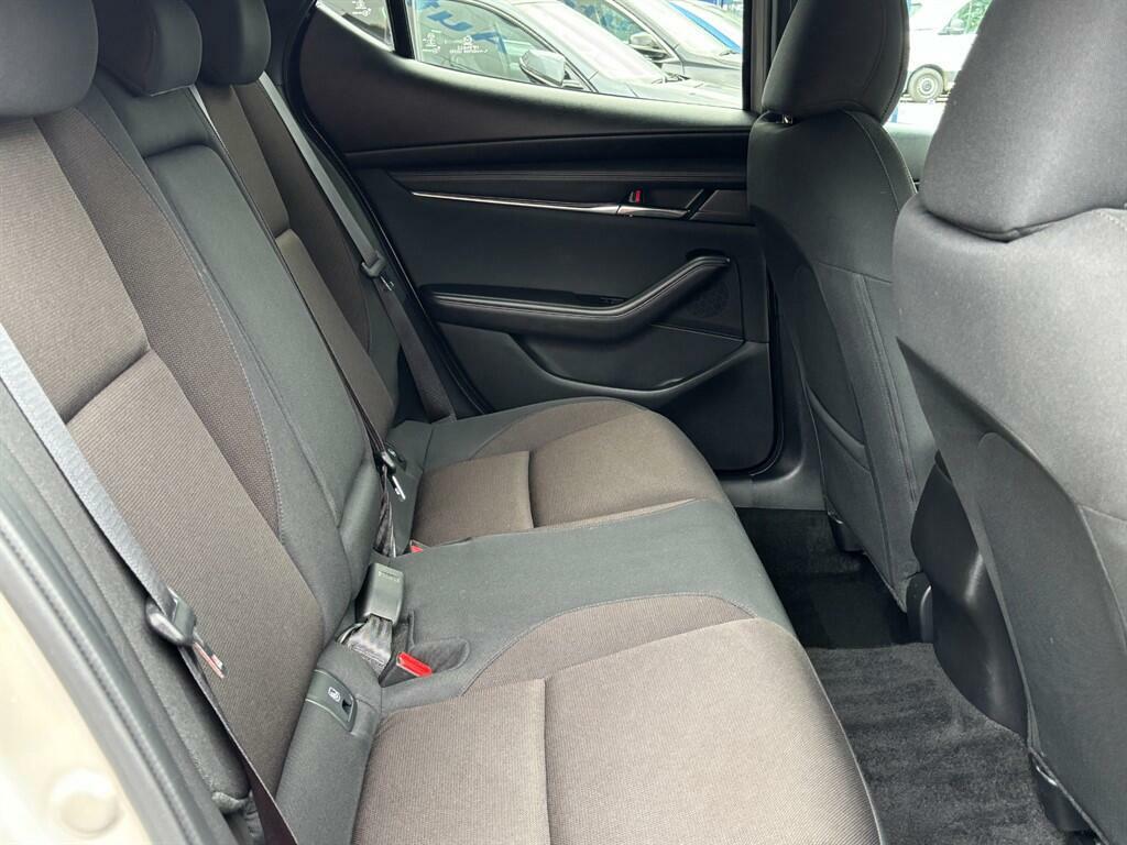 Mazda 3 2.5 E-skyactiv G Mhev 140 Homura Hatchb Grey #22