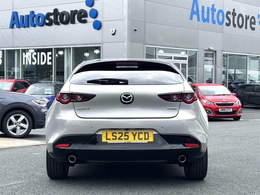 Mazda 3 Exclusive-line #6