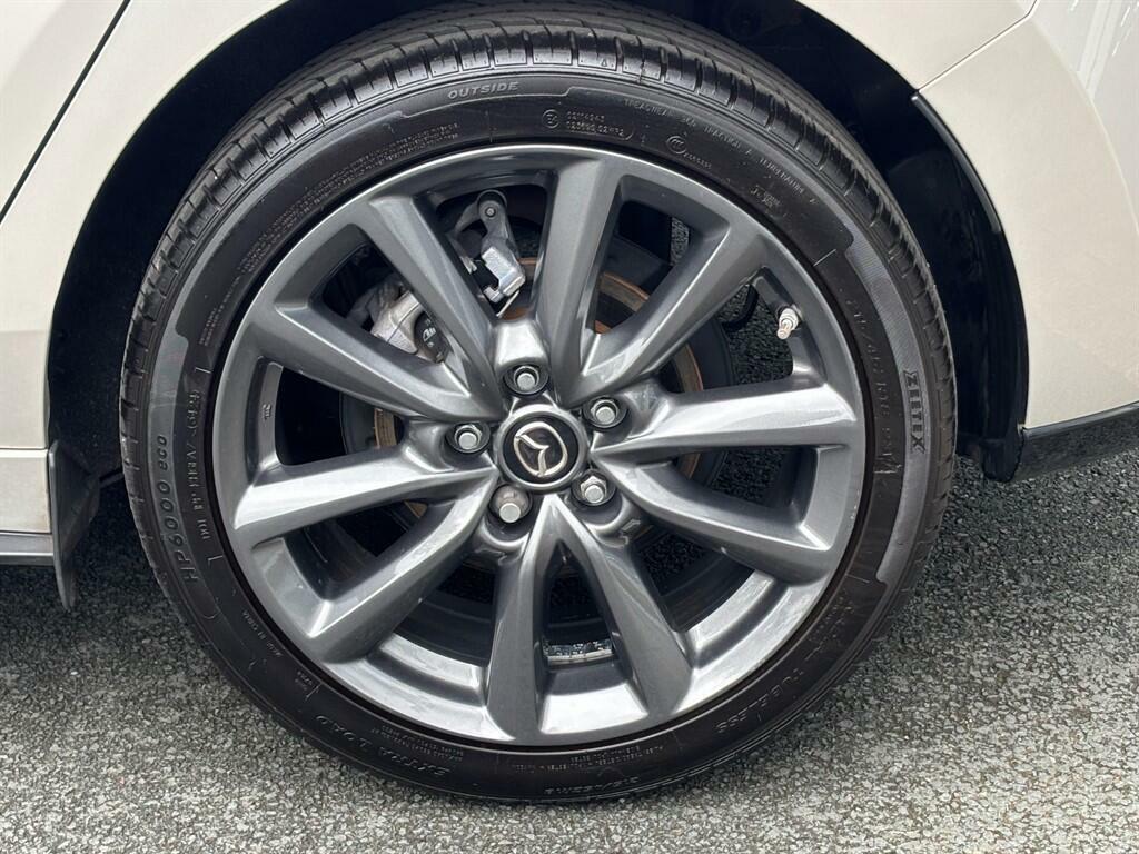 Mazda 3 2.5 E-skyactiv G Mhev 140 Homura Hatchb Grey #37