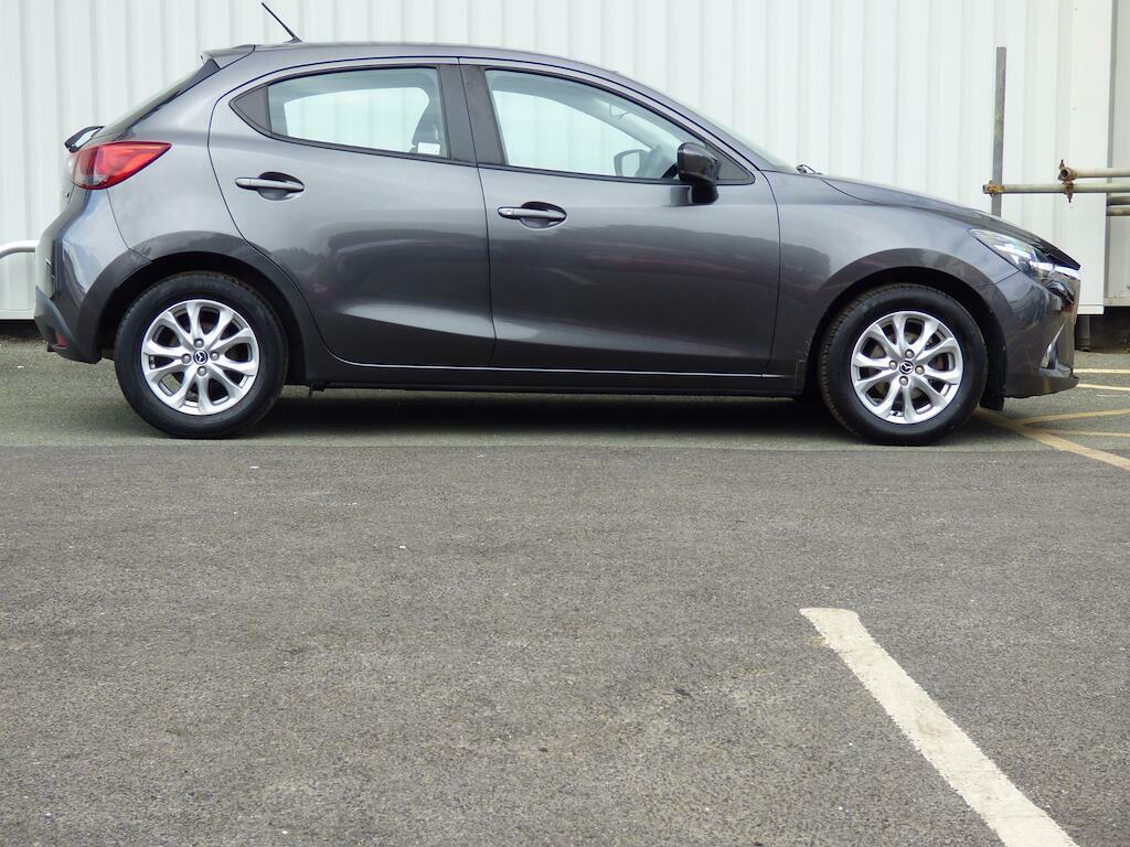 Mazda 2 1.5 Skyactiv-g Se-l Nav Euro 6 Ss Grey #2