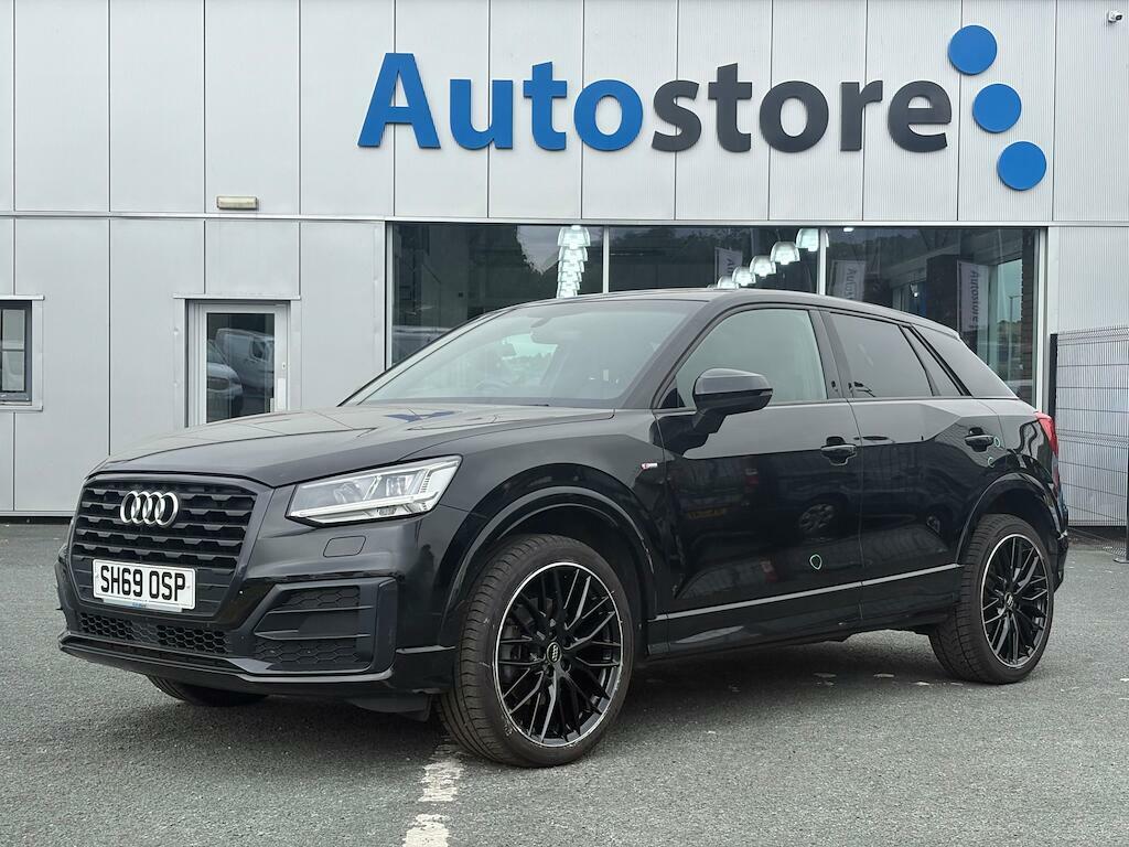 Audi Q2 Black Edition Black