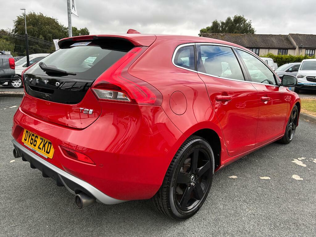 Volvo V40 R-design Red #6