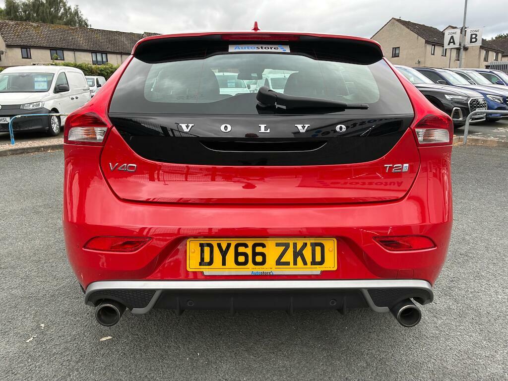 Volvo V40 R-design Red #5