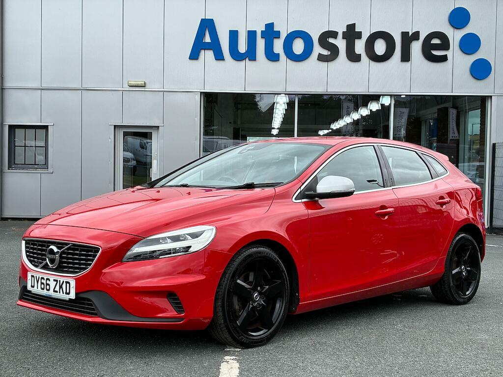 Volvo V40 R-design Red
