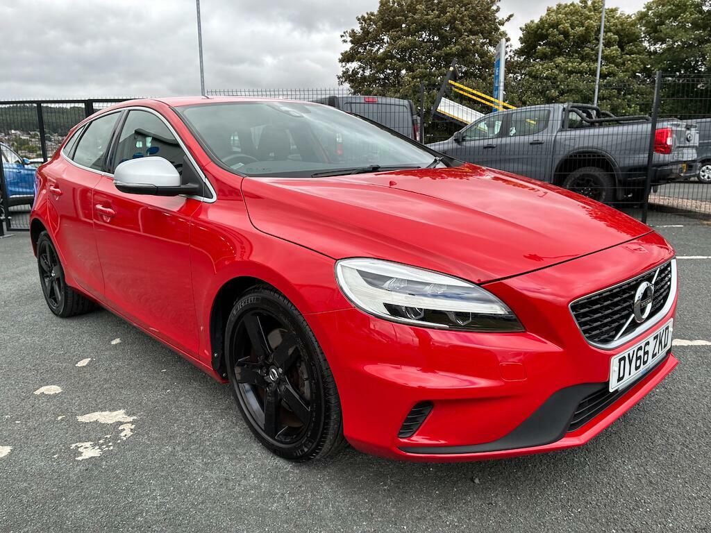 Volvo V40 1.5 T3 R-design Black #8