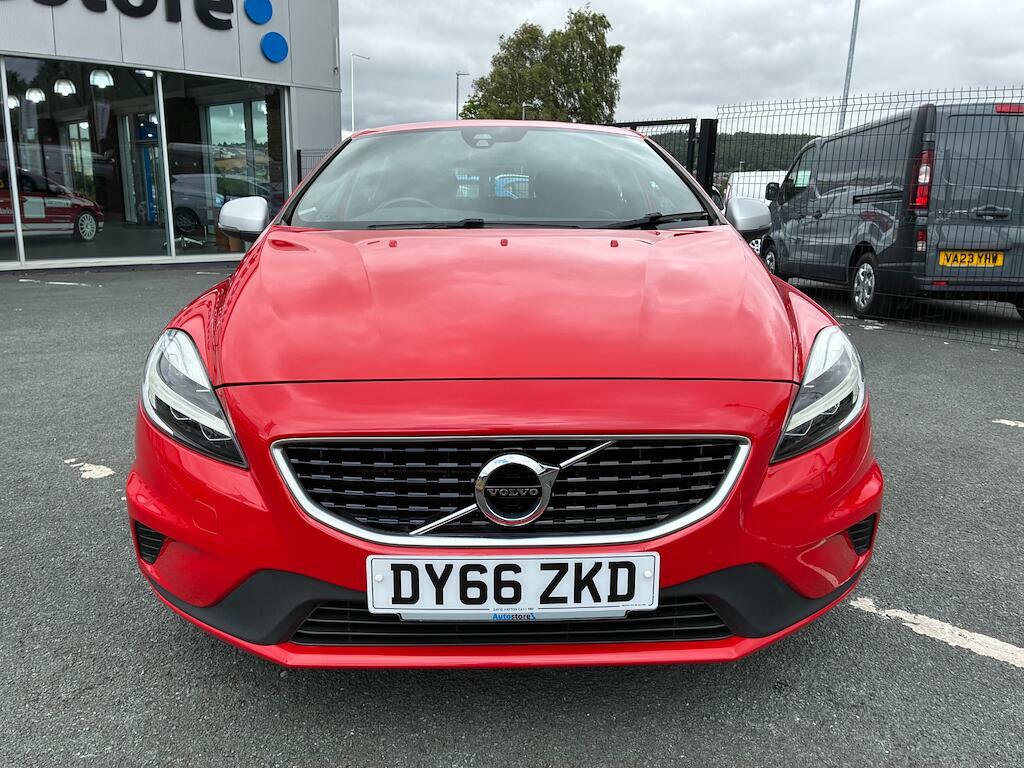 Volvo V40 1.5 T3 R-design Black #9