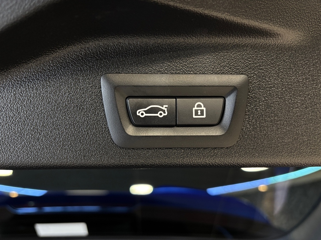 BMW X5 M Plug In Hybrid 45E Wih Sky Lounge Pan Roof Blue #39