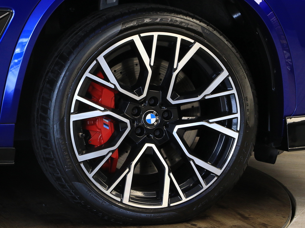 BMW X5 M Plug In Hybrid 45E Wih Sky Lounge Pan Roof Blue #16