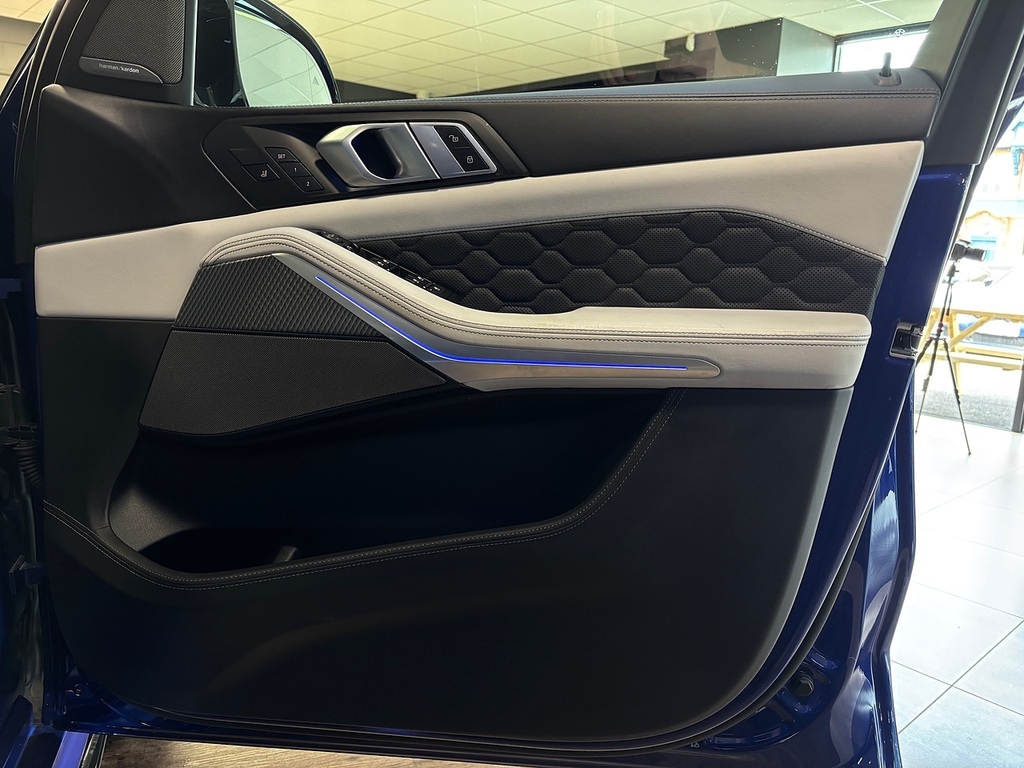 BMW X5 M Plug In Hybrid 45E Wih Sky Lounge Pan Roof Blue #37
