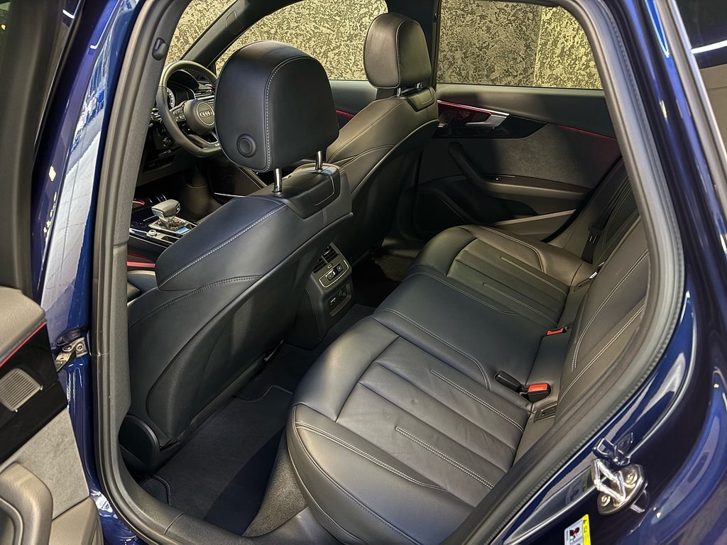 Audi A4 Avant 35 Tdi Black Edition S Tronic Tech Pack Blue #17