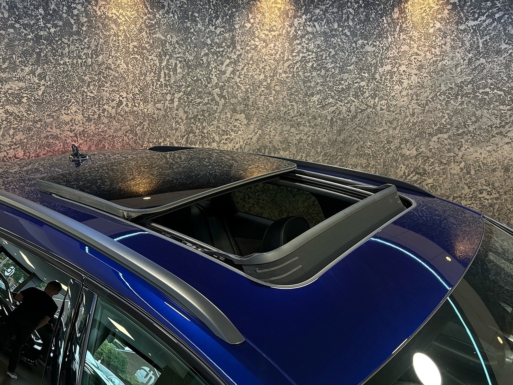 Audi A4 Avant Tfsi Black Edition Blue #2
