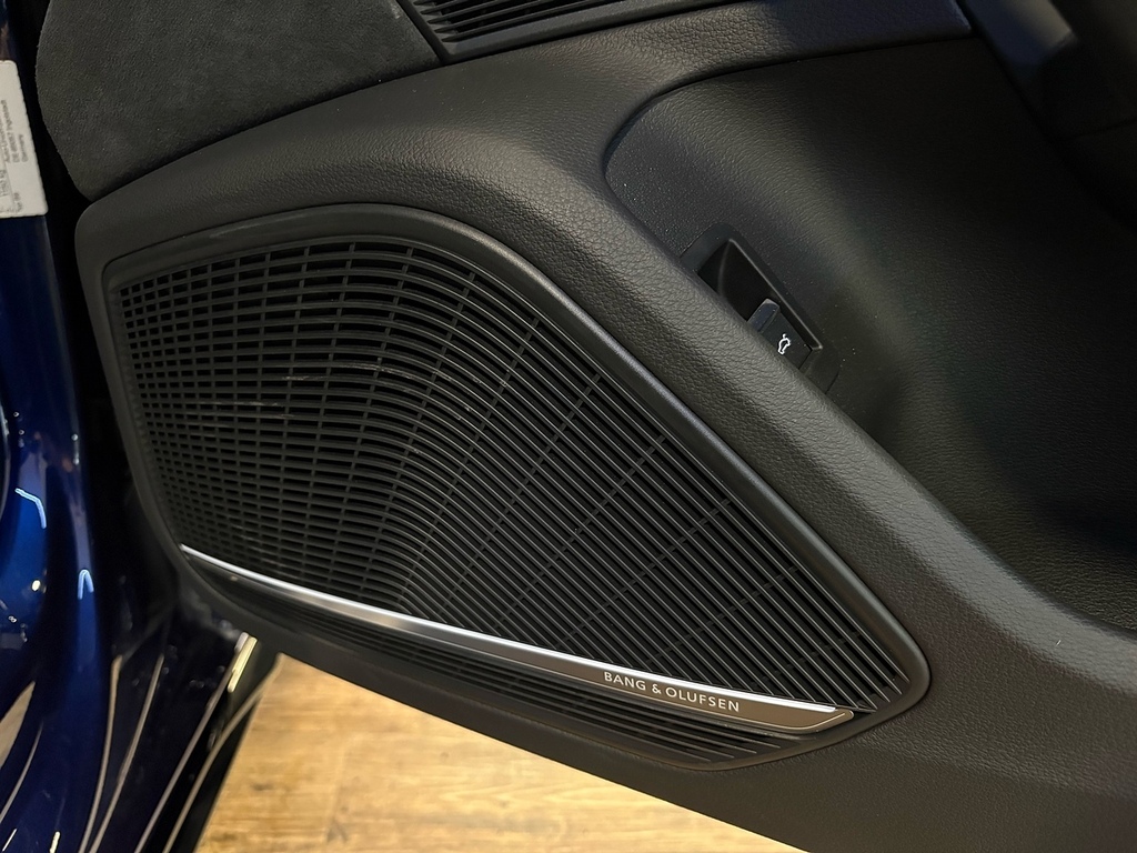 Audi A4 Avant Tfsi Black Edition Blue #5