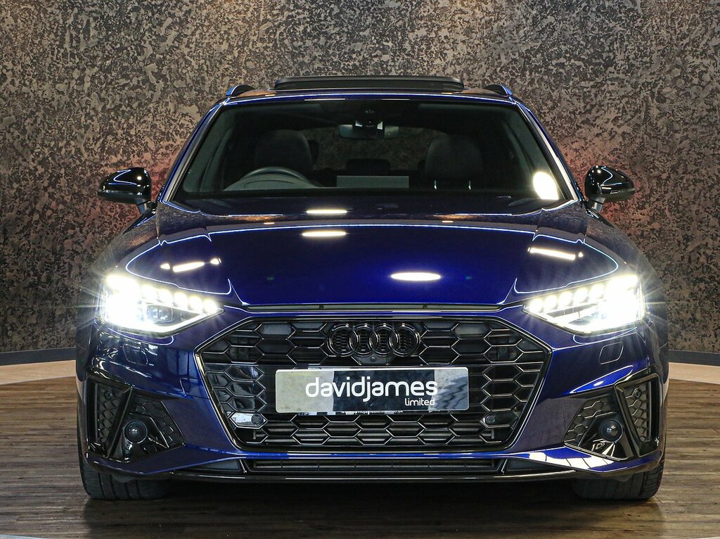 Audi A4 Avant Tfsi Black Edition Blue #4