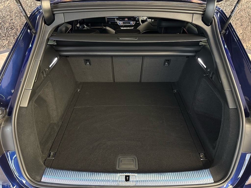 Audi A4 Avant 35 Tdi Black Edition S Tronic Tech Pack Blue #31