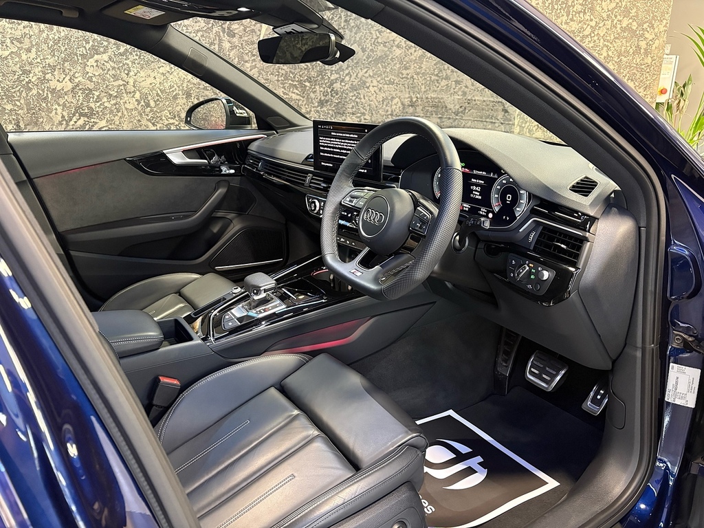 Audi A4 Avant 35 Tdi Black Edition S Tronic Tech Pack Blue #14