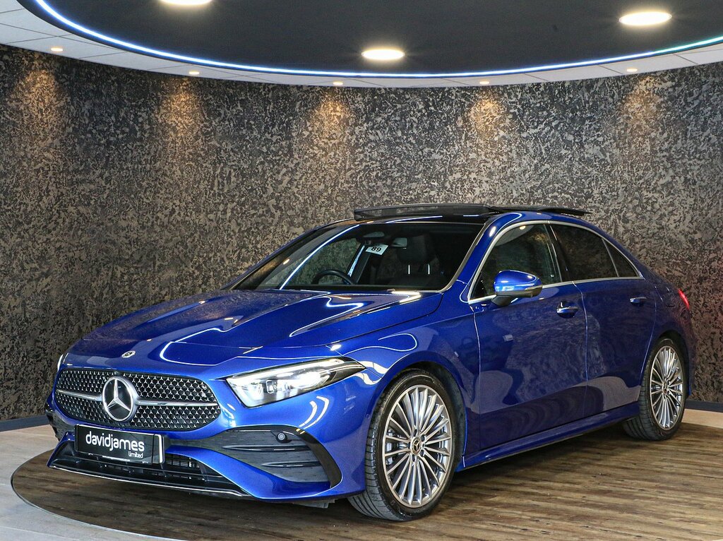 Mercedes-Benz A Class A200h Mhev Amg Line YP73ZVK Blue #4