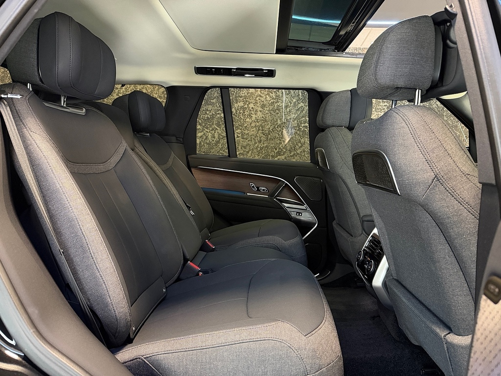 Land Rover Range Rover D300 Eiger Grey Grey #27