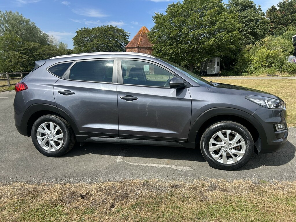 Hyundai Tucson 1.6 Tucson Se Nav Suv DG19YYP Grey #4