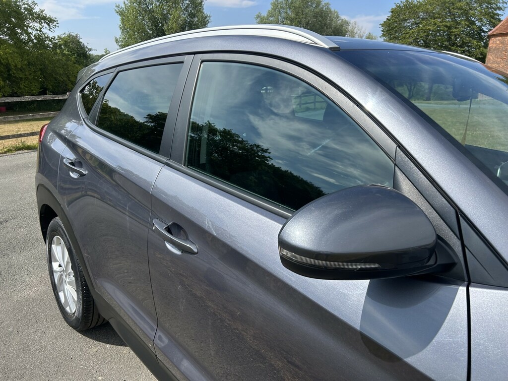 Hyundai Tucson 1.6 Tucson Se Nav Suv DG19YYP Grey #2