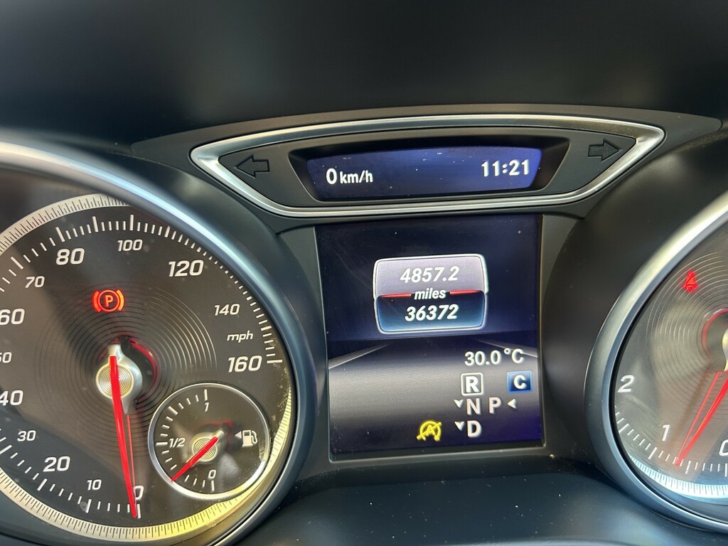 Mercedes-Benz GLA Class 1.6 Gla 180 Urban Edition GX19PGO Grey #6