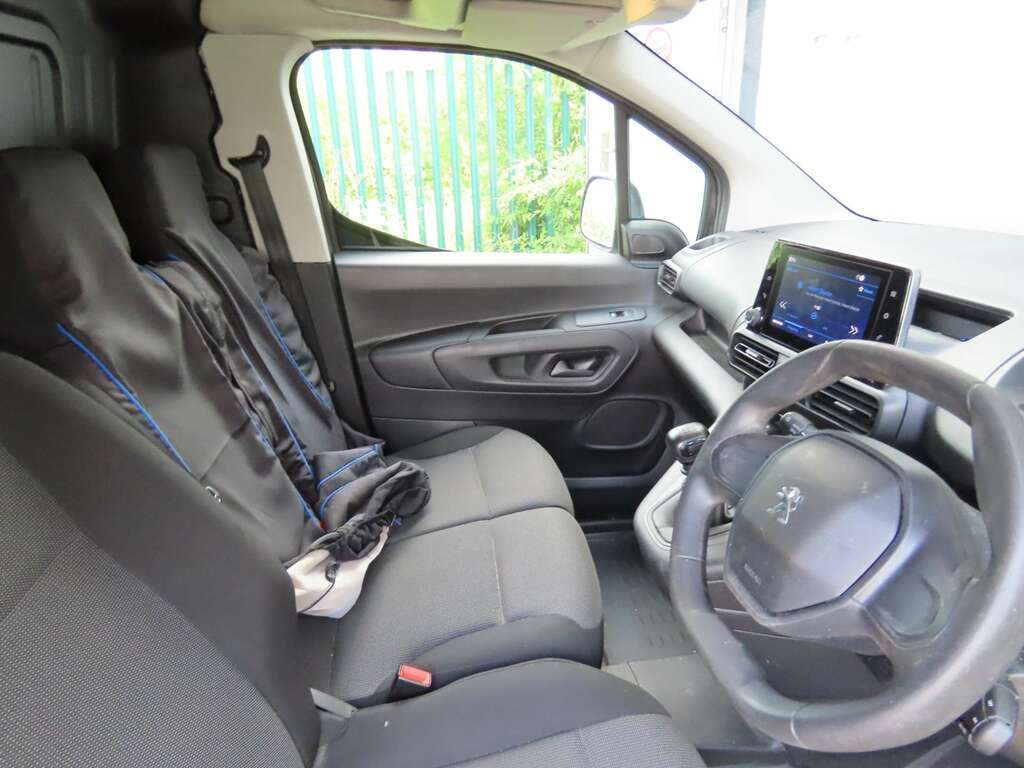 Peugeot Partner 1.5 Partner Professional Premium Blue Hdi Grey #2