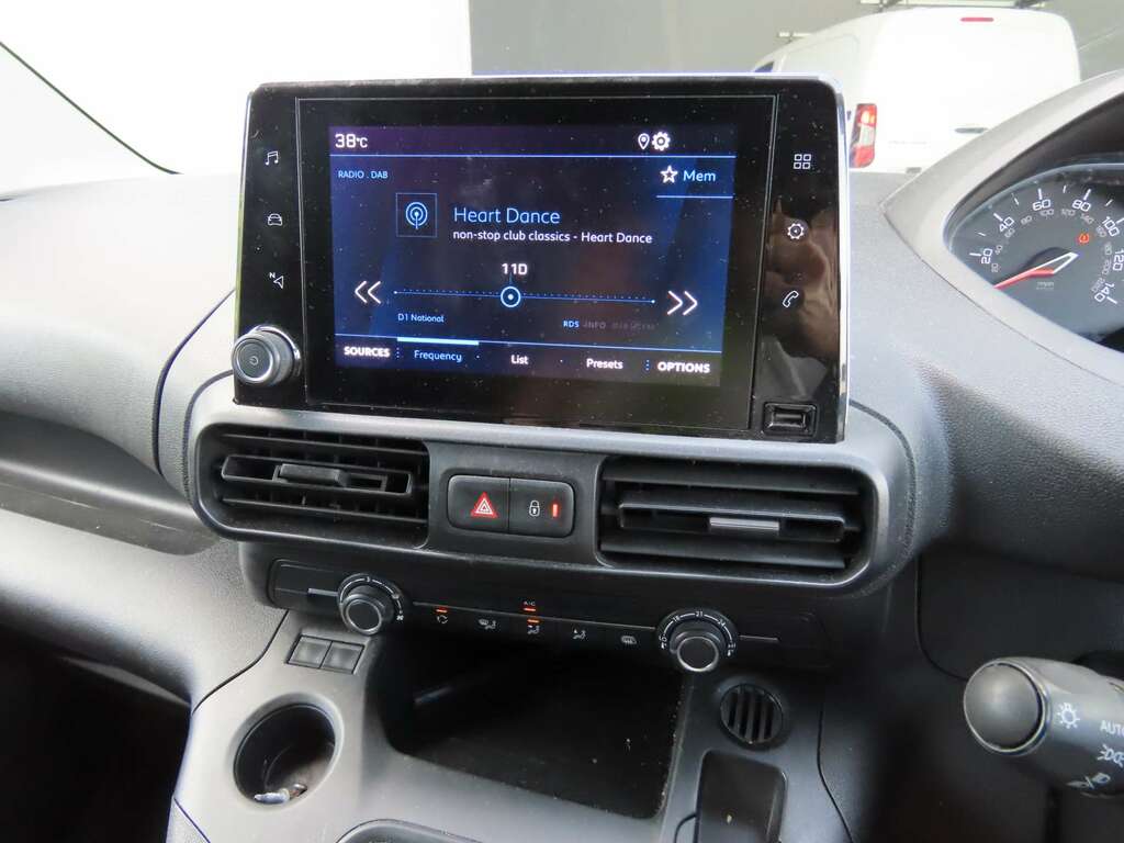 Peugeot Partner 1.5 Partner Professional Premium Blue Hdi Grey #4