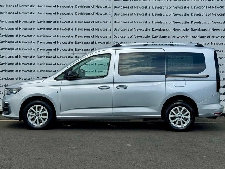 Ford Tourneo Connect 2.0 Ecoblue Titanium Mpv Euro 6 Silver #5