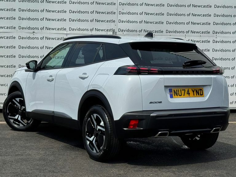Peugeot 2008 1.2 Puretech Allure Suv Euro 6 NU74YND White #3