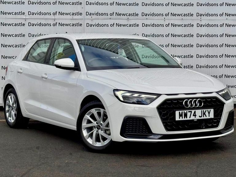Audi A1 1.0 Tfsi 25 Sport Sportback Euro White