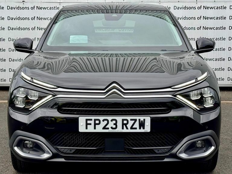 Citroen C4 1.5 Bluehdi Shine Plus Hatchback Eat8 E Black #2