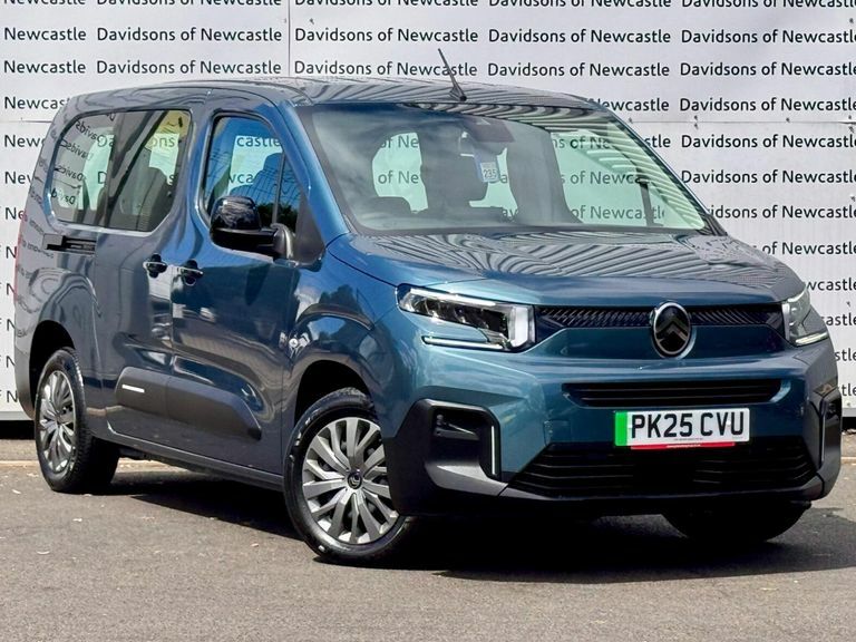 Citroen e-Berlingo 52Kwh Plus XL Mpv 7.4Kw Charger Blue