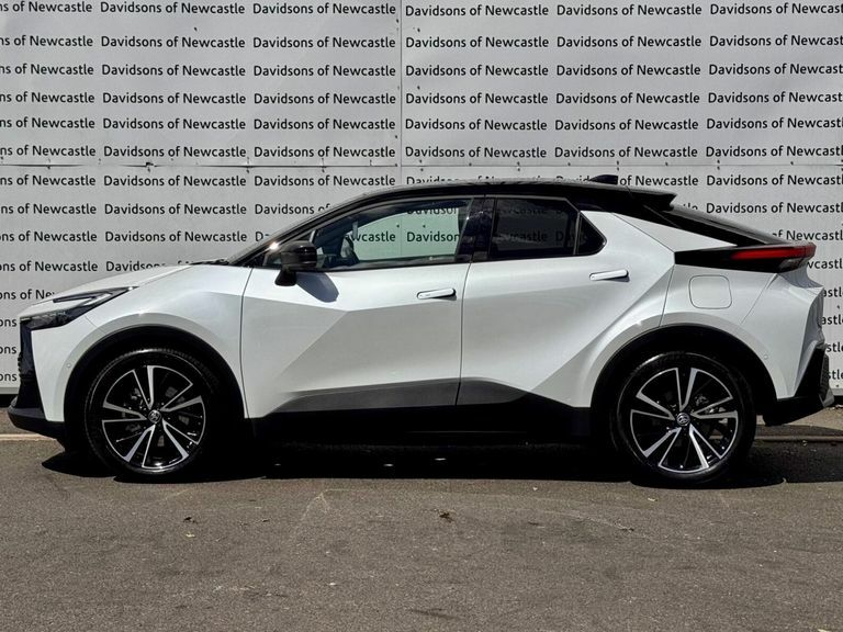 Toyota C-Hr 2.0 Vvt 13.6Kwh Excel Suv Plug-in Hybri White #6