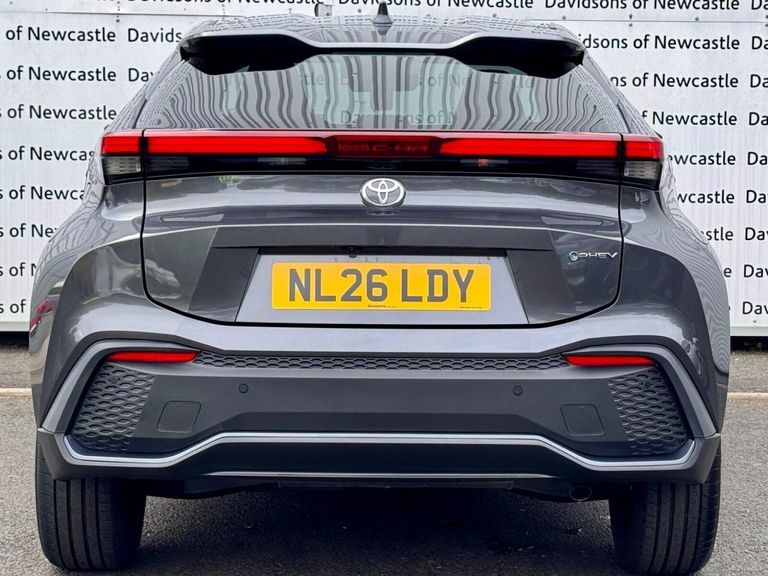 Toyota C-Hr 2.0 Vvt 13.6Kwh Design Suv Plug-in Hybr NL26LDY Grey #6