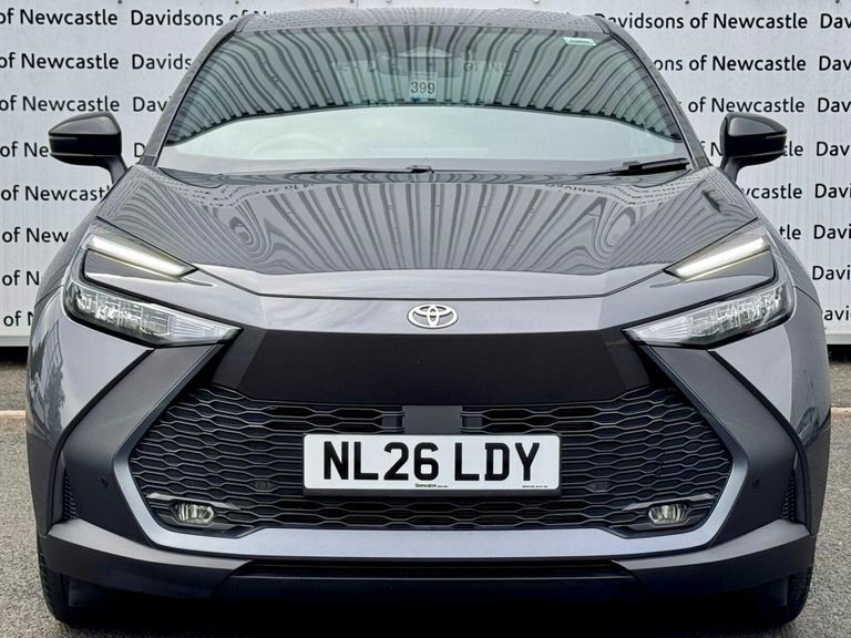 Toyota C-Hr 2.0 Vvt 13.6Kwh Design Suv Plug-in Hybr NL26LDY Grey #2