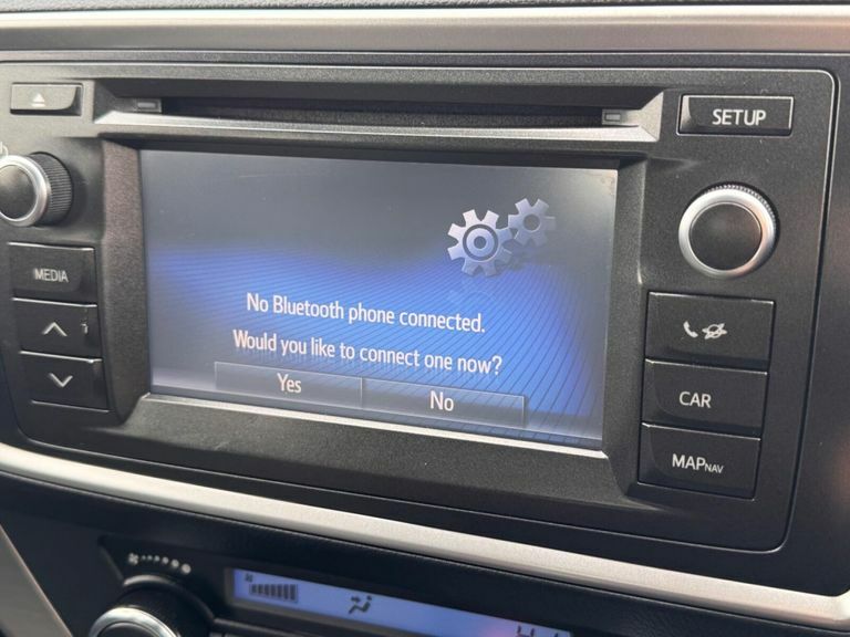 Toyota Auris 1.8 Vvt-h Excel Cvt Euro 5 Ss Black #30