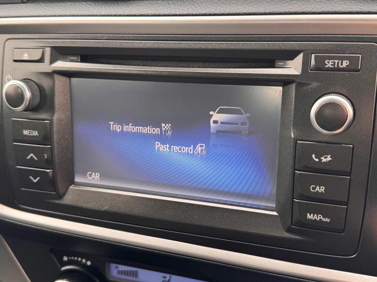 Toyota Auris 1.8 Vvt-h Excel Cvt Euro 5 Ss Black #29