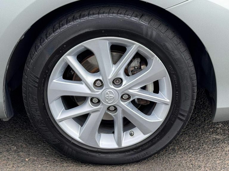 Toyota Auris 1.8 Vvt-h Excel Cvt Euro 5 Ss Black #26