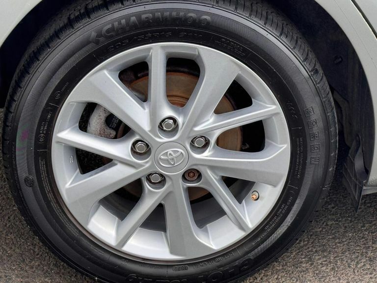 Toyota Auris 1.8 Vvt-h Excel Cvt Euro 5 Ss Black #25