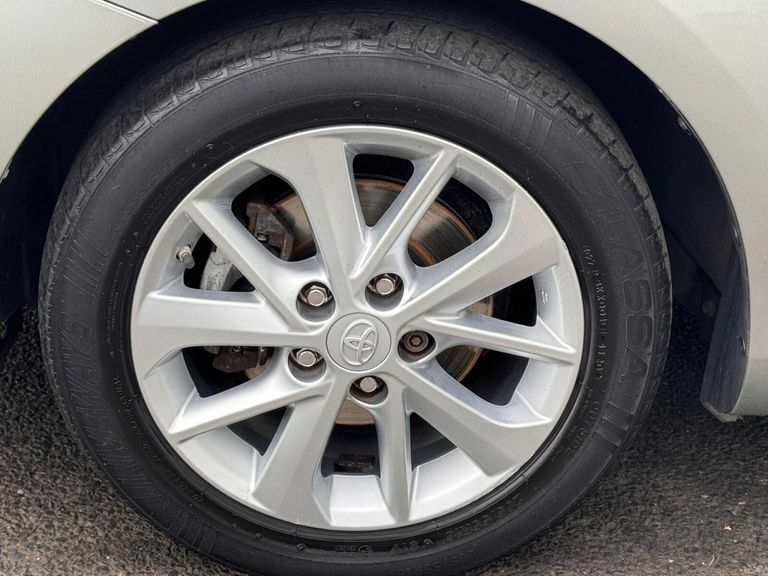 Toyota Auris 1.8 Vvt-h Excel Cvt Euro 5 Ss Black #23