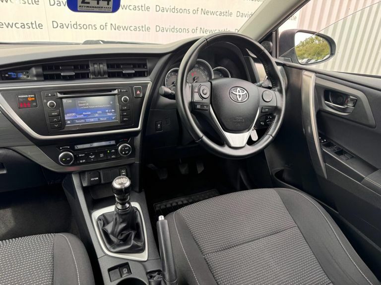Toyota Auris 1.8 Vvt-h Excel Cvt Euro 5 Ss Black #10