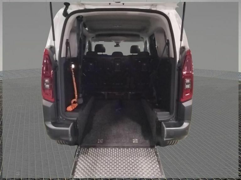 Citroen Berlingo 1.2 Puretech Feel XL Mpv Eat Euro 6 S White #5