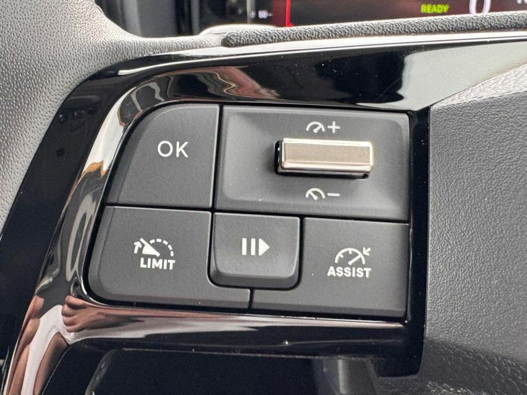 Vauxhall Combo-e Life 52Kwh Ultimate Mpv 7.4Kw Charge Grey #21
