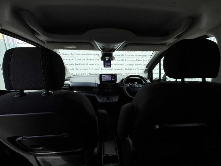 Vauxhall Combo-e Life 52Kwh Ultimate Mpv 7.4Kw Charge Grey #14