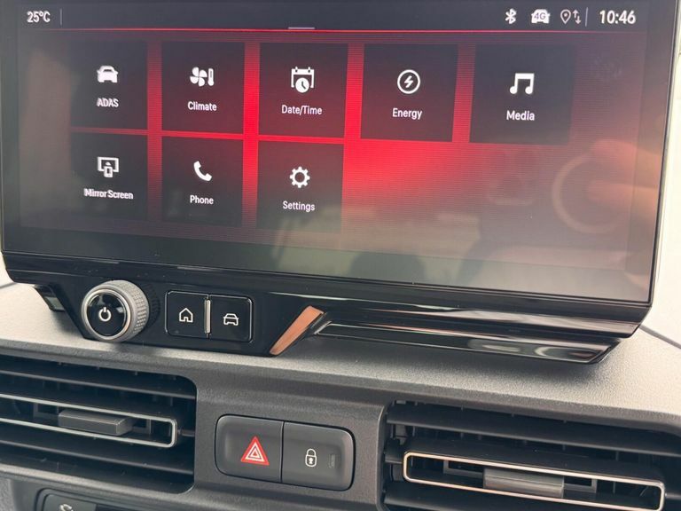 Vauxhall Combo-e Life 52Kwh Ultimate Mpv 7.4Kw Charge Grey #29