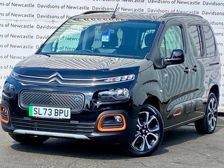 Citroen e-Berlingo 50Kwh Flair M Mpv 7.4Kw Charger Black #3