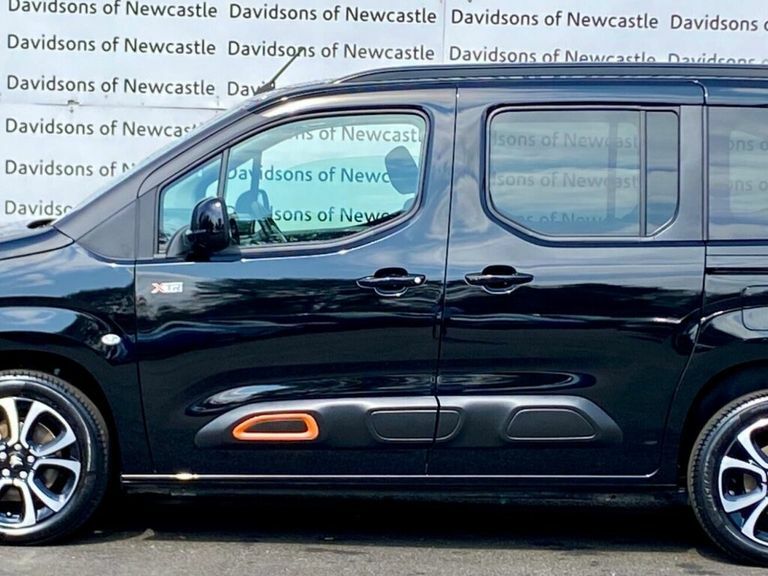 Citroen e-Berlingo 50Kwh Flair M Mpv 7.4Kw Charger Black #5