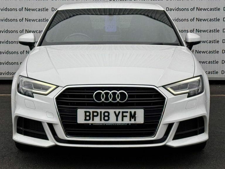 Audi A3 1.5 Tfsi Cod S Line Sportback Eu BP18YFM White #2