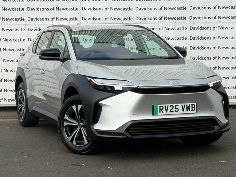 Toyota bZ4X 71.4Kwh Pure Suv 11Kw Obc 204 Silver