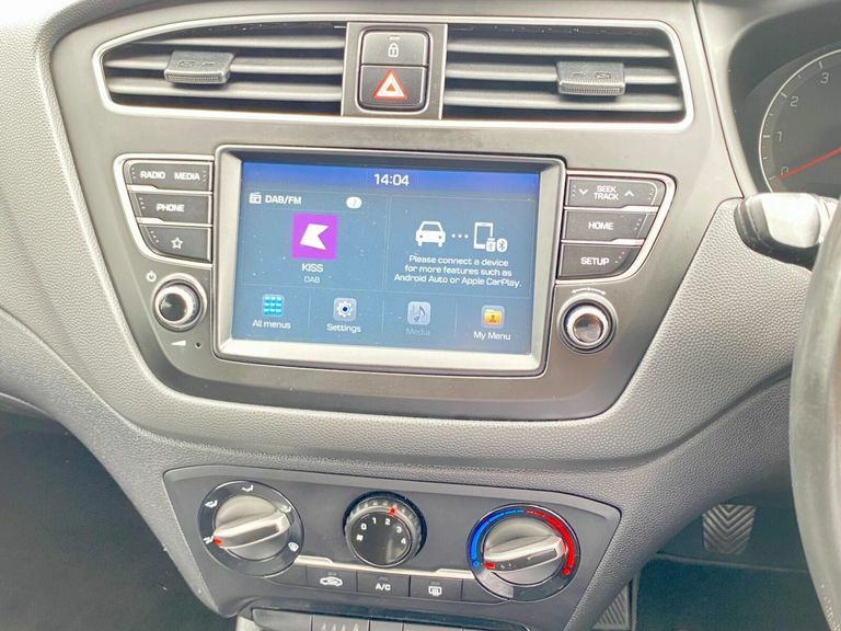 Hyundai I20 Hatchback Silver #22