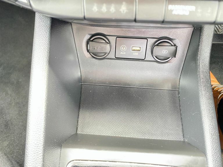 Hyundai I20 Hatchback Silver #28